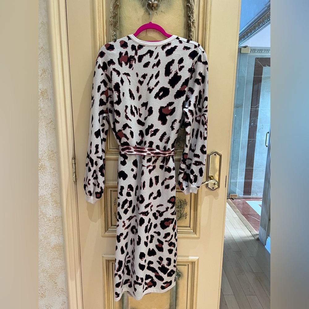 Leopard Jacket - Picture 2 of 2